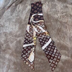 Chic Patterned Brown and Gold Scarf